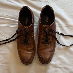 Rockport Men's Tan Leather Oxfords